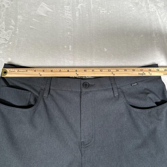 Travis Mathew Chino Pants Men Size 38 Gray 5-Pocket Comfort Straight W38 L31.5 - Picture 2 of 10